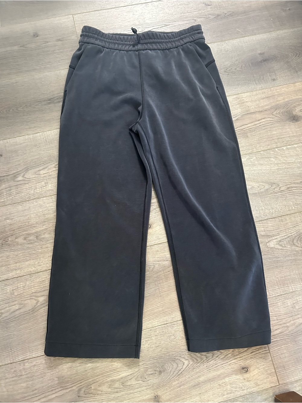 Lululemon Athletica Wide Leg Crop